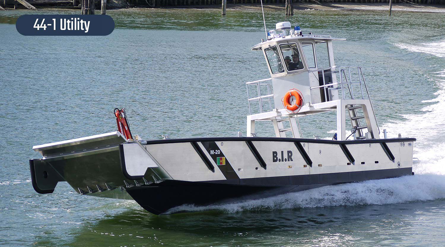 Munson 44' Series / Custom welded aluminum boats.