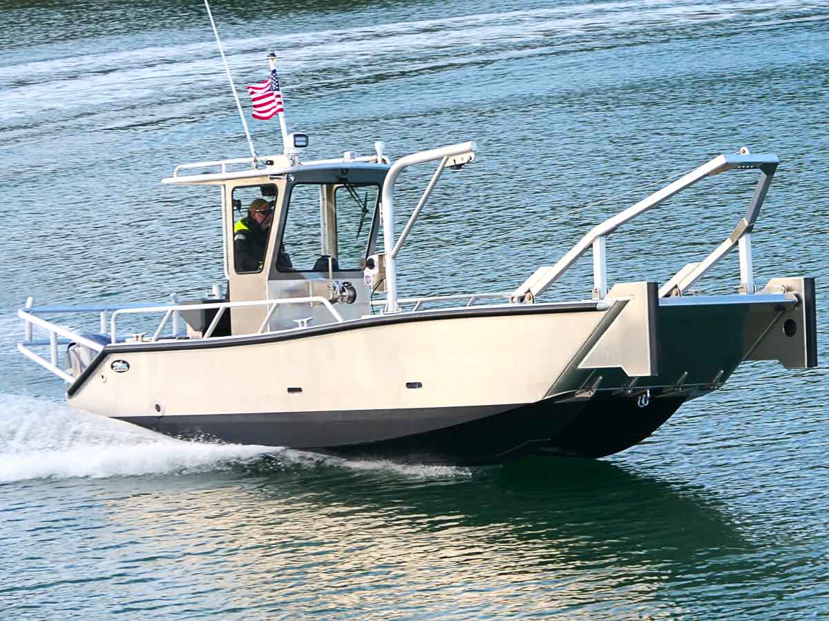Munson 24' Series / Custom welded aluminum boats.
